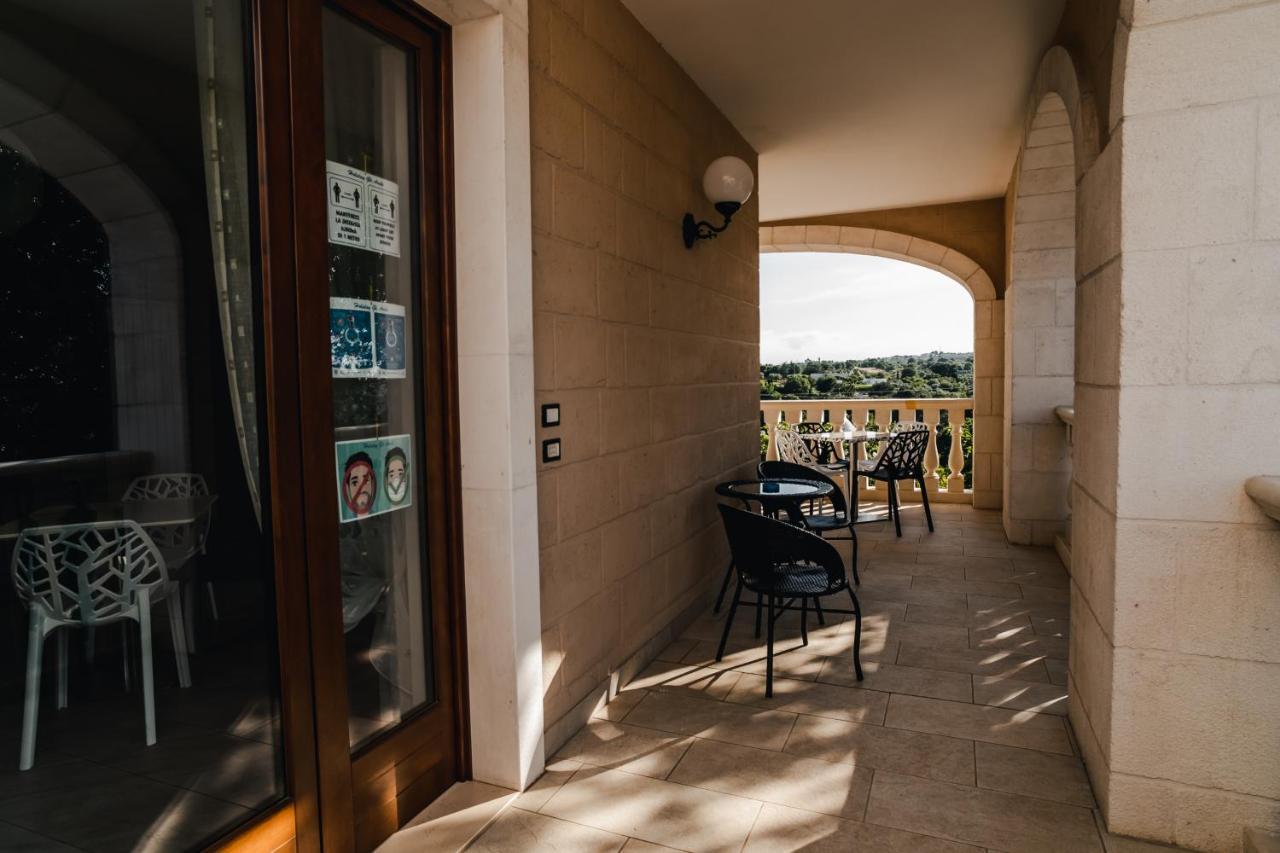 Holiday Gli Archi Fasano Exterior foto